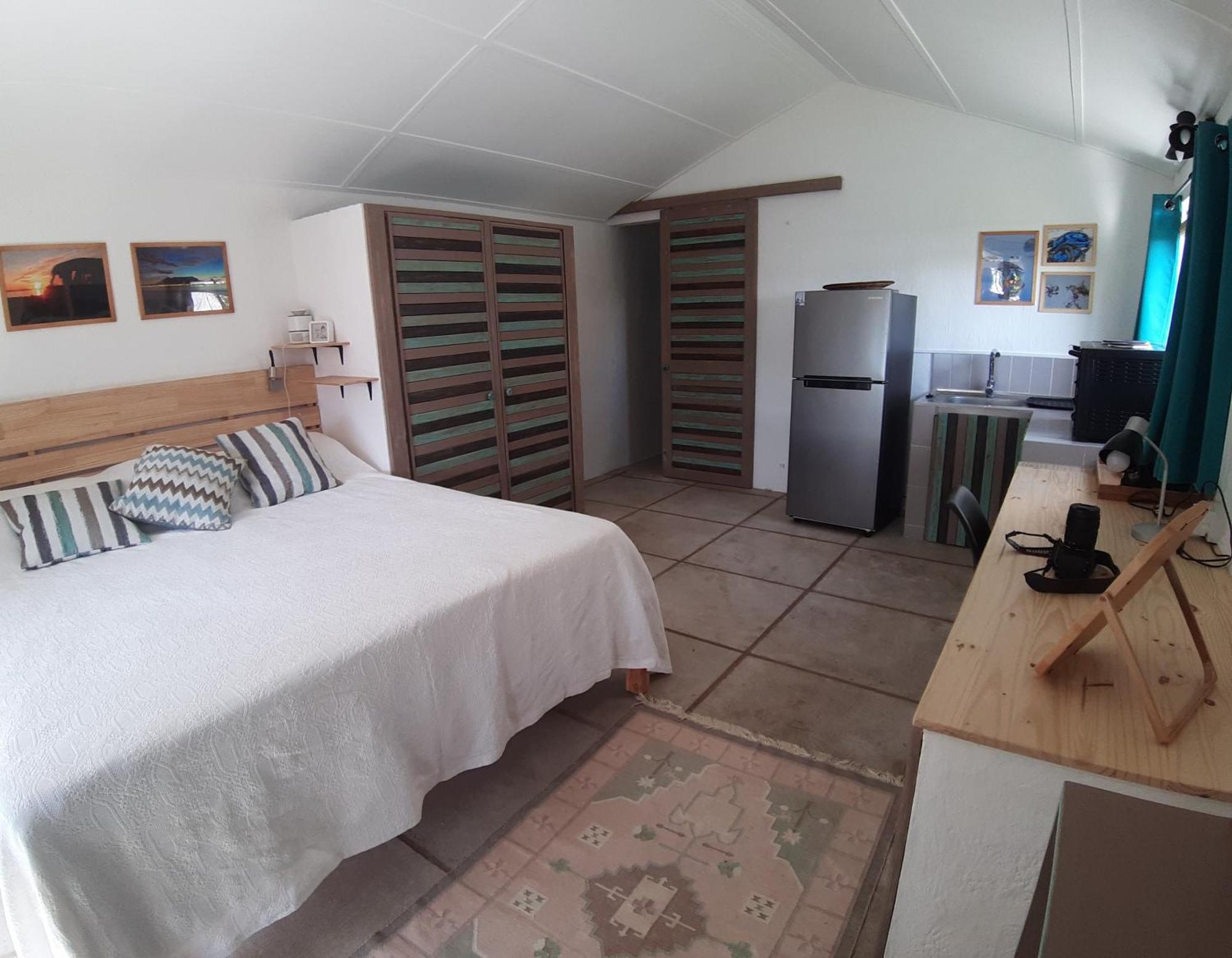 Kailani Hotel Calodyne Екстериор снимка